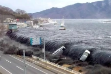 Tsunami Paling Sering...