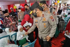 Vaksinasi Merdeka Anak...