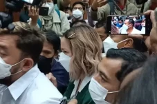 Nia Ramadhani dan Ardi...