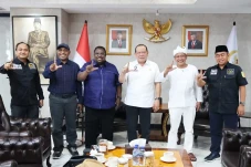 Tokoh Papua Curhat ke...