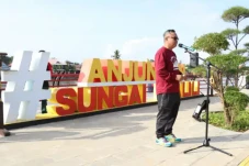 Kawasan Anjungan Sungai...