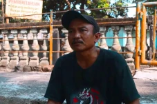 Profil Warsidi, Pawang...