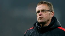 MU Ditahan Villa Setelah...