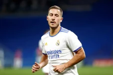 Eden Hazard Tolak Tawaran...