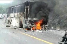 Tangki Bahan Bakar Bocor,...