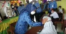 Bupati Tatu Semangati...