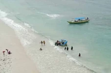 Wisatawan yang Meninggal...