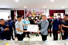 30 Pelatih Barongsai...