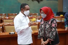 WADA Izinkan Bendera...