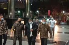 7 Orang Termasuk Bupati...