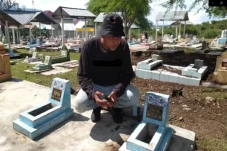 Terungkap! Makam Upin-Ipin...