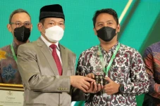 SiCepat Ekspres Sabet...