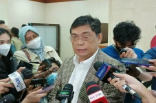 Fraksi PDIP Panggil...