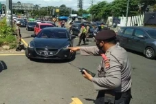 Anggota Satlantas Ditabrak...