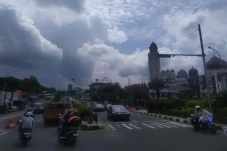 3 Jalan Angker di Bogor,...
