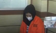 Ibu Muda Cantik Ini...