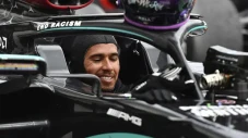 Bos Mercedes: Lewis...