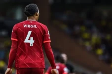 Ronaldinho Sebut Virgil...