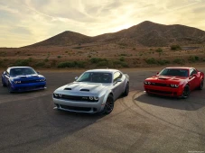 Kalahkan Mustang dan...