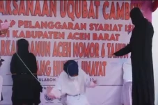 Tertangkap Asyik Basah...