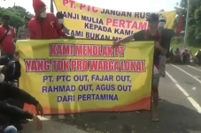 Kisah Tragis Warga Desa...