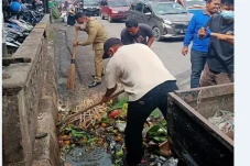 Warga Pematangsiantar...