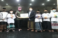 Peringati Hari Gizi...