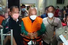KPK Kembangkan Pengakuan...