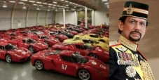 Koleksi Mobil Sultan...