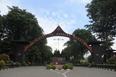 UNS Buka Prodi Sarjana...