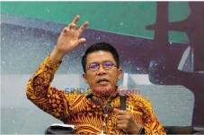 Misbakhun Minta DJKN...