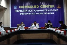Jadi Tuan Rumah, Bone...