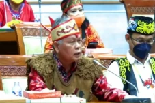 Datangi DPR, Orang Dayak...