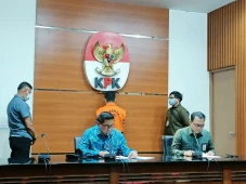 Eks Dirjen Bina Keuangan...