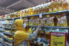 Berlaku Mulai 1 Februari,...