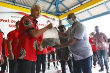 Cegah Stunting, Ganjar...