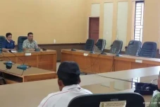 Simpatisan Bakal Calon...