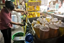 Stok Minyak Goreng di...
