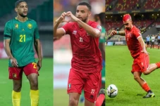 Pemain Kulit Putih Keturunan...