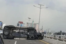 Brak! Hilang Kendali,...