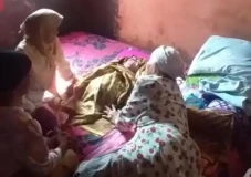 Kuningan Gempar, Ibu...