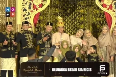 Ria Ricis dan Teuku...