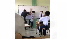 Viral Guru SMP Negeri...