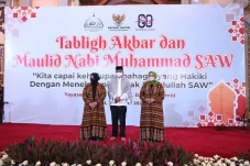 Anies Hadiri Tabligh...