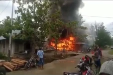Ricuh di Tambang Emas...