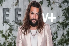 Jason Momoa Resmi Bergabung...