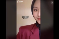 Viral, Mahasiswi Cantik...