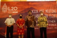 Labour20 Didorong Bahas...