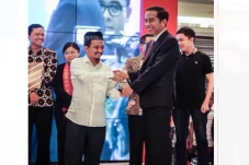 Sosok Ainun Najib, Rajin...