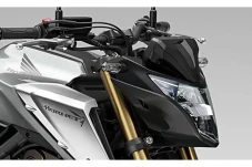 Honda Pamer Pesaing...